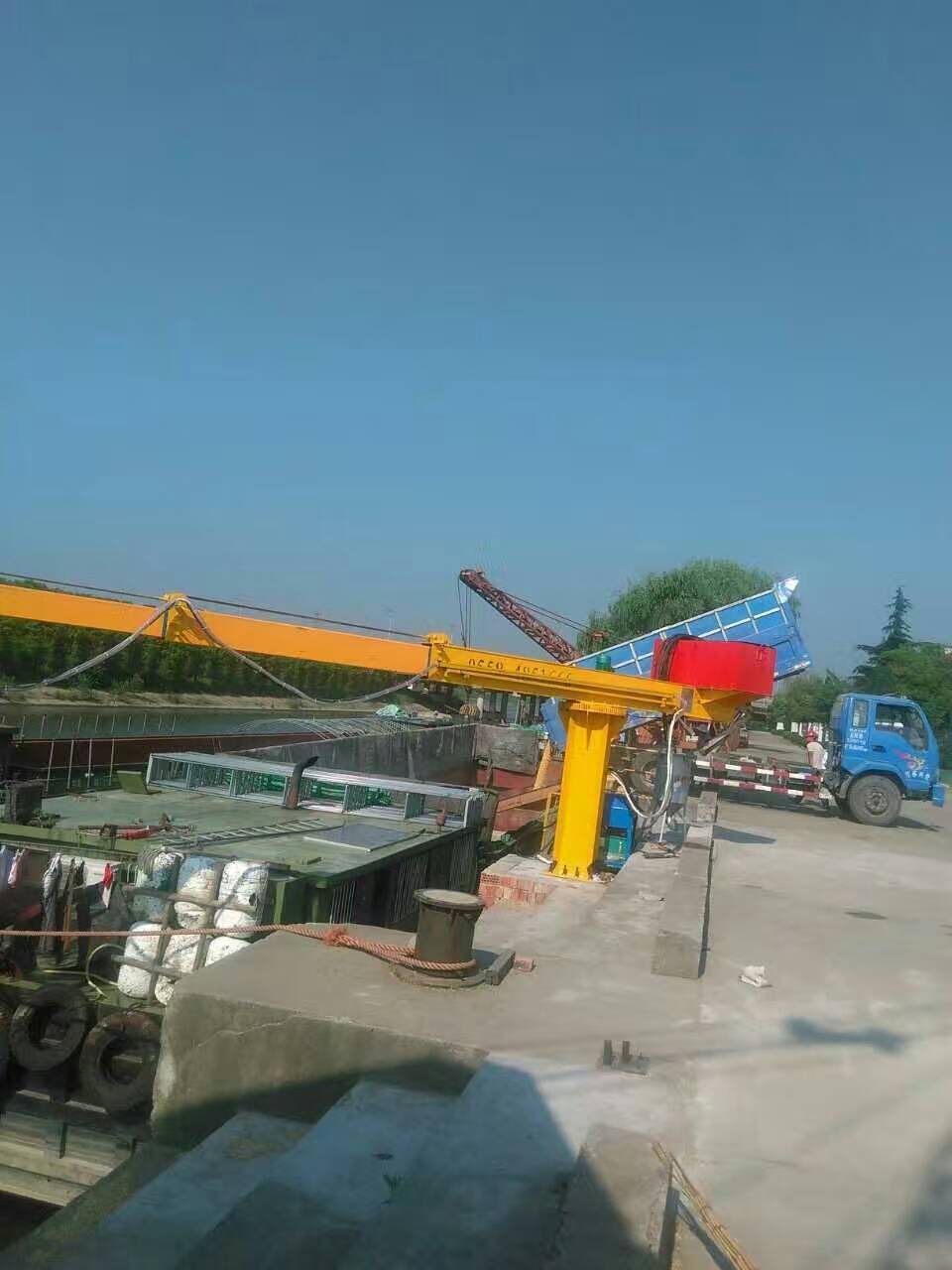 交通護(hù)欄有什么作用